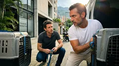 Cómo un romance clandestino y un programa de adopción de perros abrieron la puerta a una fuga impensable