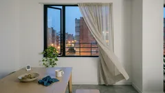 Aire fresco sin perder el calor: el truco sencillo de 10 a 15 minutos para ventilar bien tu casa