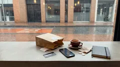 Gastar o ahorrar: por qué tu cerebro decide antes que tú (y cómo ponerlo de tu lado)